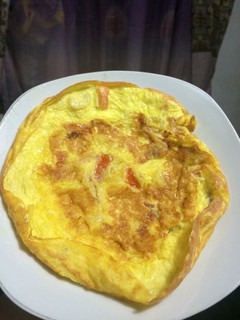 Foto resep Omelette cheeto (cheese and tomato)