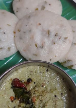 A picture of Instant rava idli.