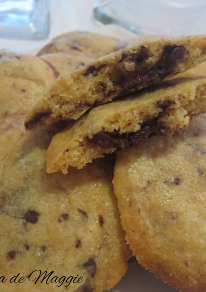 Una foto de GALLETAS con CHIPS de CHOCOLATE
