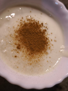 Una foto de Arroz con leche casero 😋