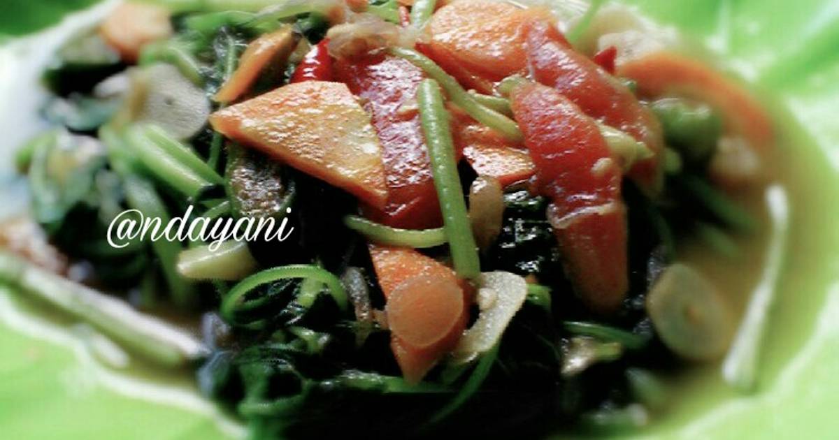 Resep Tumis Bayam Saus Tiram Oleh Andayani - Cookpad