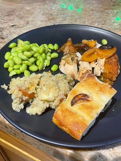 A picture of Morrocan roasted chicken.