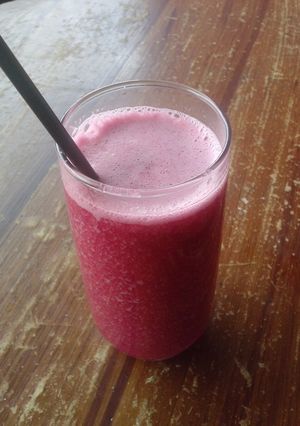 Una foto de Jugo de remolacha y guayaba