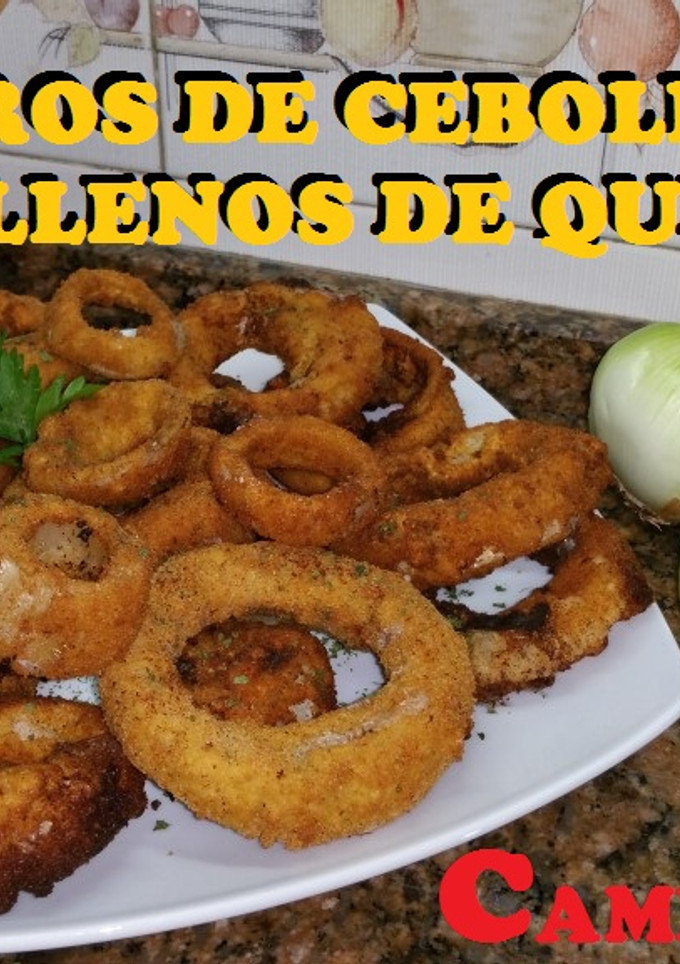 Una foto de Aros de cebolla rellenos de queso