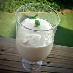 A picture of Mango Lassi.