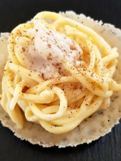 Foto di Cacio e pepe con tonnarelli fatti in casa