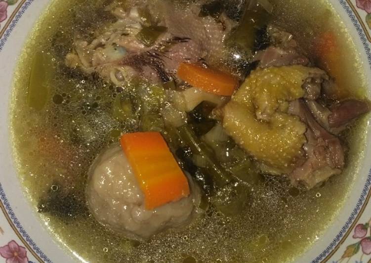 Resep Sayur Sup Ayam Bakso, Enak Banget