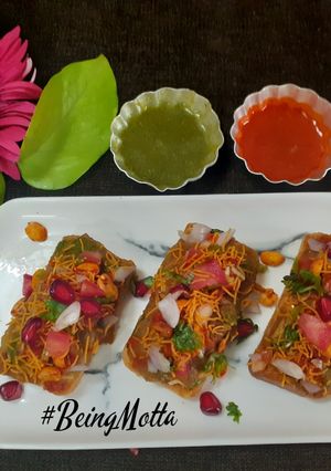 A picture of Kutchi Tantan Toast.