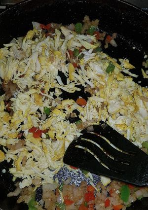 A picture of Chicken sandwich spread.