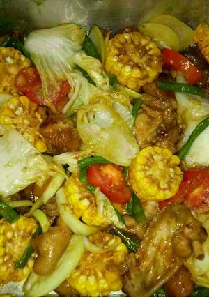 Foto resep Ayam Panggang dengan Bakso dan Sayuran