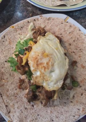A picture of Chicken Stir fry Wraps.