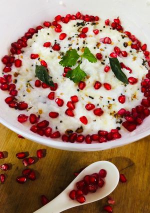 कर्ड राइस (curd rice recipe in Hindi) रेसिपी मुख्य फोटो