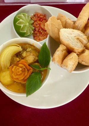 Hình của món Cari gà.