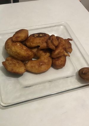 Una foto de Fritos de manzana (buñuelos)