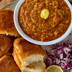 A picture of The best Mumbai Street Style Pavbhaji.