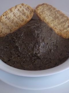 Una foto de Paté de aceitunas negras al Brandy