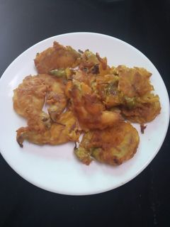 বক ফুলের বড়া (bak fooler bora recipe in Bengali) রেসিপির প্রধান ছবি