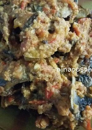 Foto resep Ikan Bawal Goreng Pedas Asam Manis
