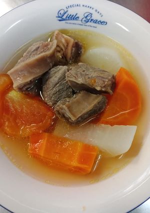 清燉牛腩湯(電鍋料理) 的食譜成品照片
