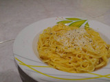 Spaghetti carbonara 1 wadah dan hny 15menit