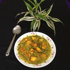 A picture of Paneer Vegetable Curry.