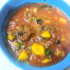 A picture of Punjabi Aloo Wadia.