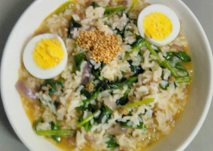 Recipe of Any-night-of-the-week Chicken soup rice with grated beef