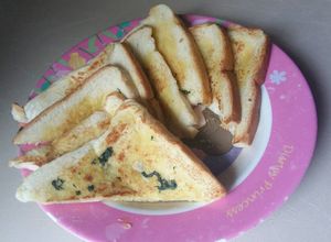 Foto resep Garlic Bread Roti Tawar Teflon