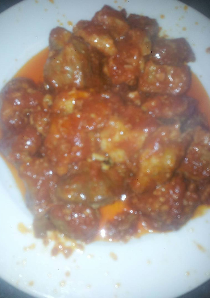 Una foto de Magra con tomate