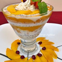 A picture of Mango coconut chia pudding.