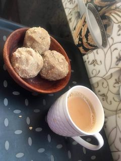 गुड वाली मसाला चाय (gur wali masala chai reicpe in Hindi) रेसिपी मुख्य फोटो