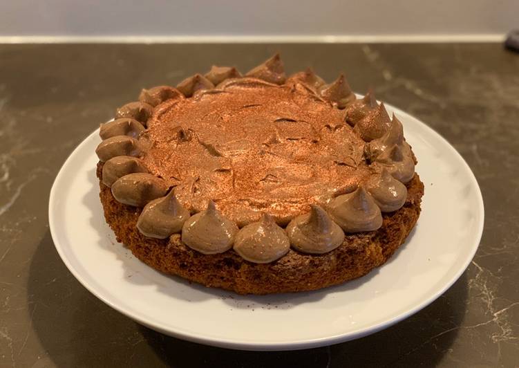 Recipe: Delicious Rødbede kage med lys chokolade creme - cremeux