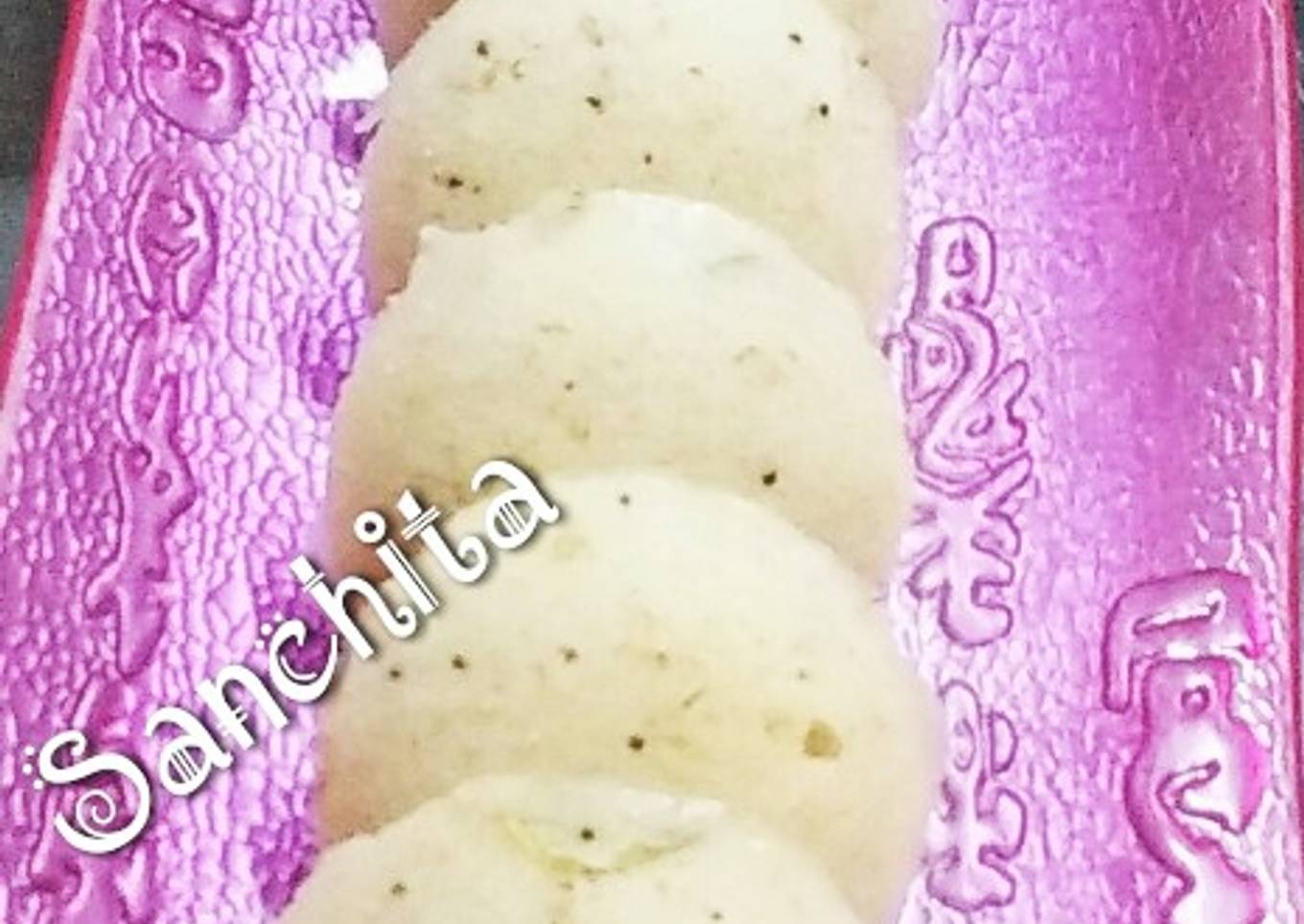 Instant Stuffed Rava Idli