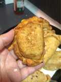 Empanadas caseras de carne de ternera, maíz y palmito