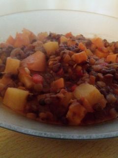 Una foto de Guiso de lentejas y verduras