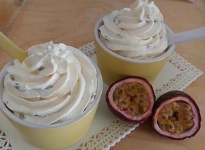 Foto di Crema al mascarpone con passion fruit