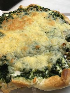 Una foto de Quiche bacon y espinaca