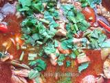 Tomyam Campur (udang, sotong dan ayam)