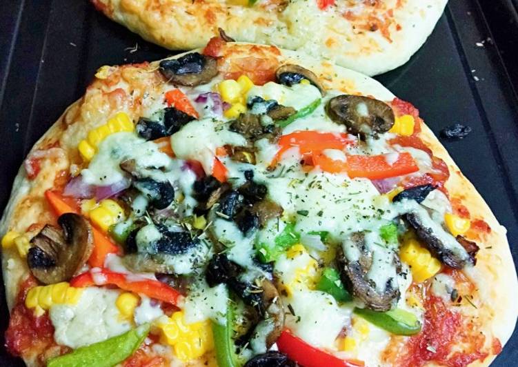 Recipe of Super Quick Homemade Vegetarian pizza