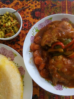 عکسی از دستور خورشت مرغ با فلفل رنگی