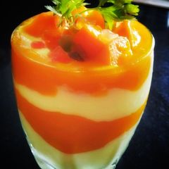 Mango pudding A picture of Mango pudding.