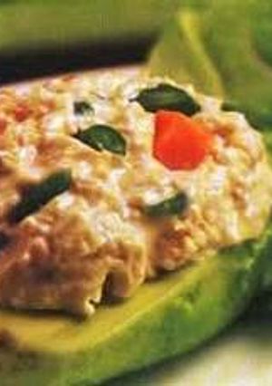 Una foto de Palta (aguacate) rellena