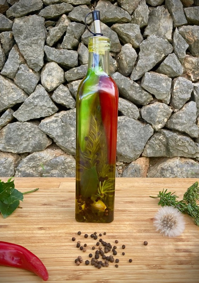Una foto de Aceite aromático para cocinar de todo uso