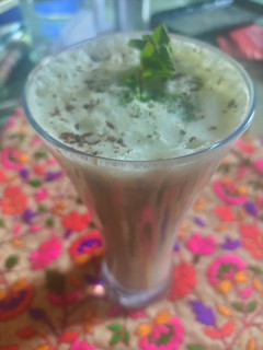 पुदीना मसाला छाछ (Pudina masala chaas recipe in Hindi) रेसिपी मुख्य फोटो