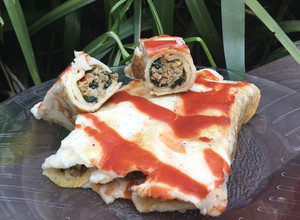 Una foto de CANELONES RELLENOS DE CARNE PICADA Y ESPINACA 🥩🥬