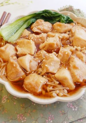 電鍋料理「菇菇滑雞」超級下飯!! 的食譜成品照片