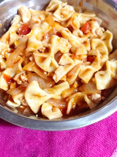 Foto resep Pasta Farfalla with saus Bolognese