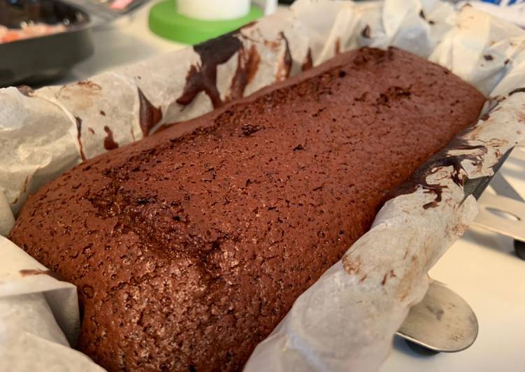 Bizcocho confinado de chocolate