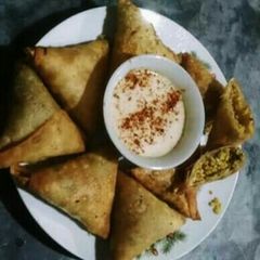 A picture of Dal KY Samosy.