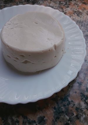 Una foto de Queso cremoso de maní